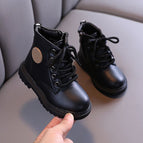 Black single li / 13.5cmlongwithin22 yards